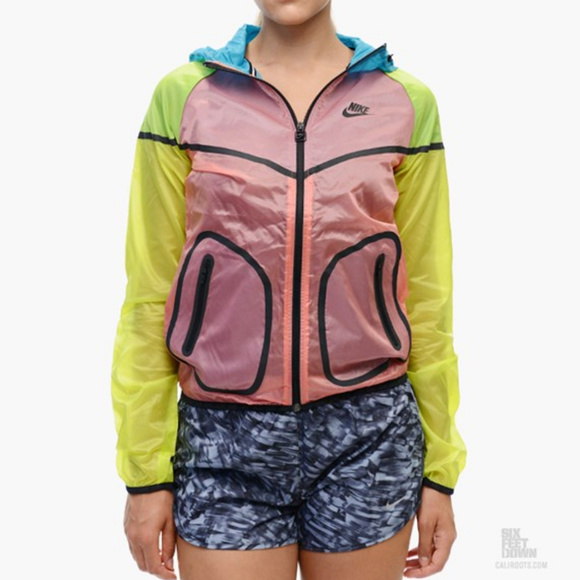 nike tech hyperfuse windrunner